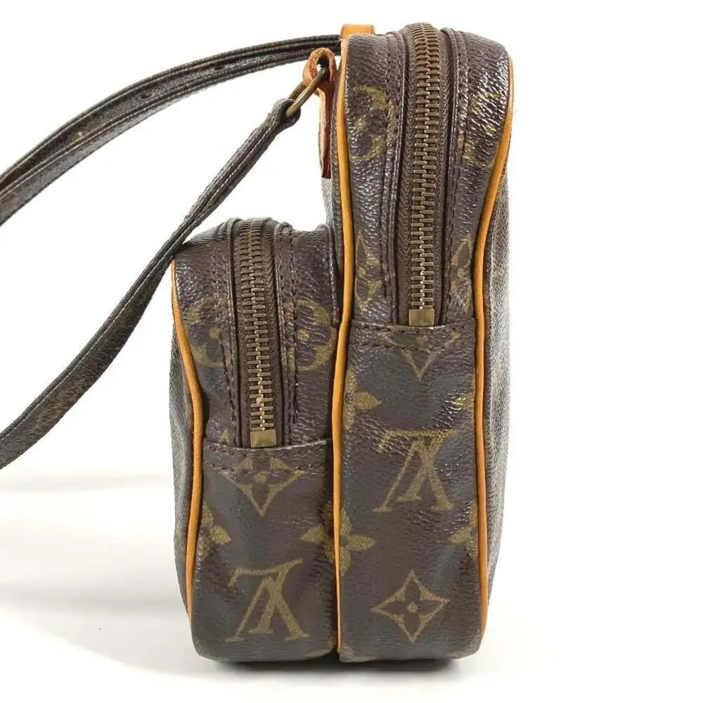 LOUIS VUITTON Authentic Brown Monogram Canvas Pochette Shoulder Bag